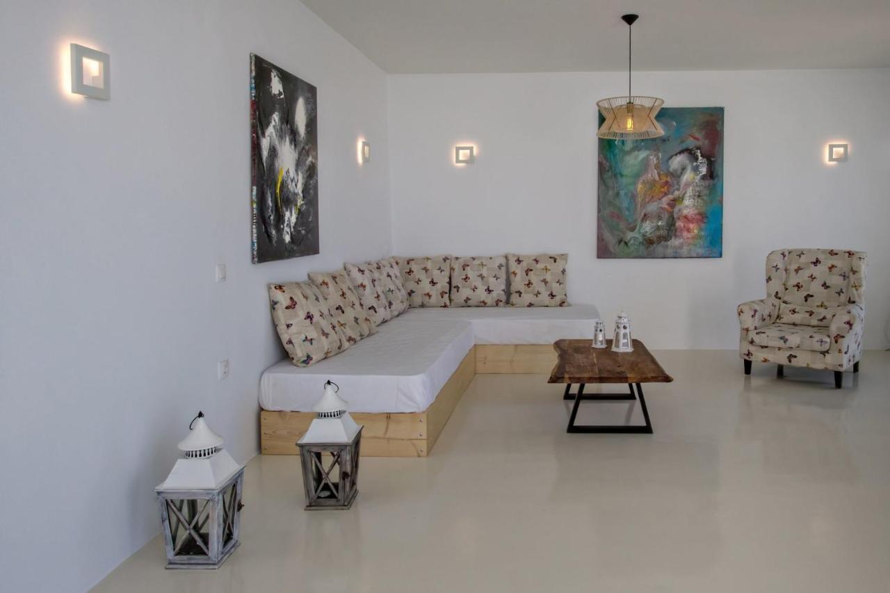 2 Bedroom Apartment With Terrace In Tinos Chora Exterior photo